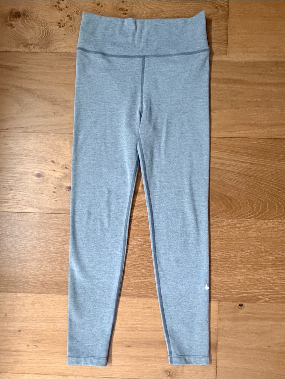 NWOT Nike One Dri-Fit High Waist Leggings Girls Medium (8-10) Light Gray Sporty